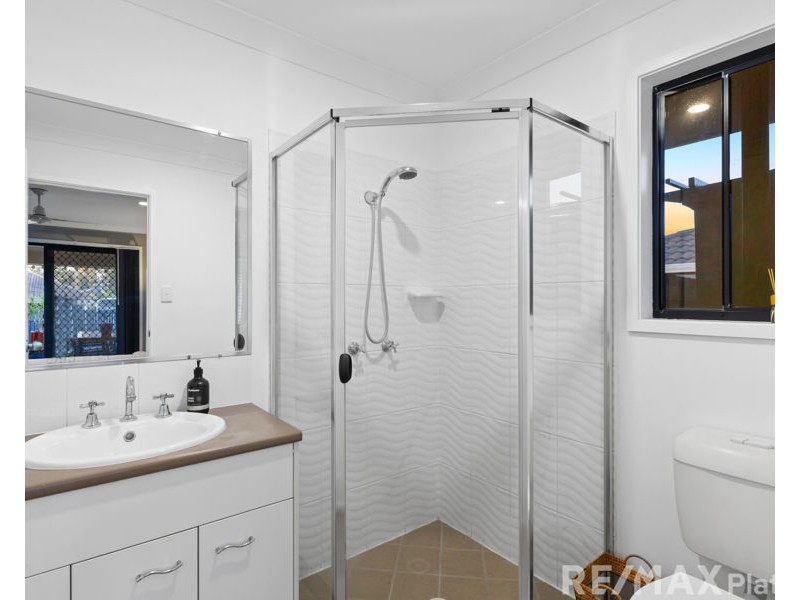 8 Bluegrass Place, Morayfield QLD 4506