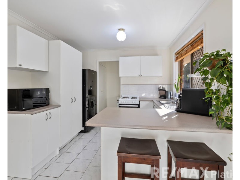 35 Kirkcaldy Street, Morayfield QLD 4506