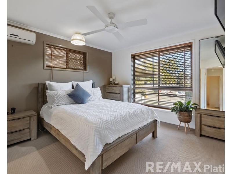 35 Kirkcaldy Street, Morayfield QLD 4506
