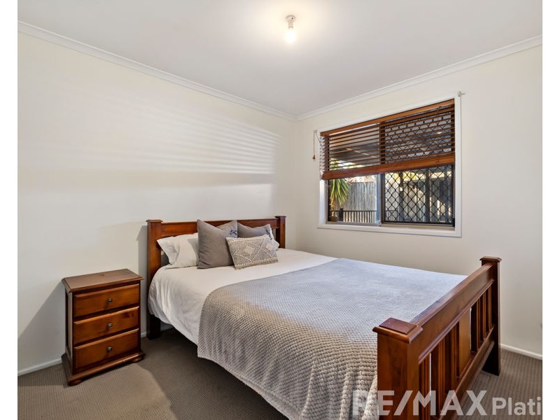 35 Kirkcaldy Street, Morayfield QLD 4506