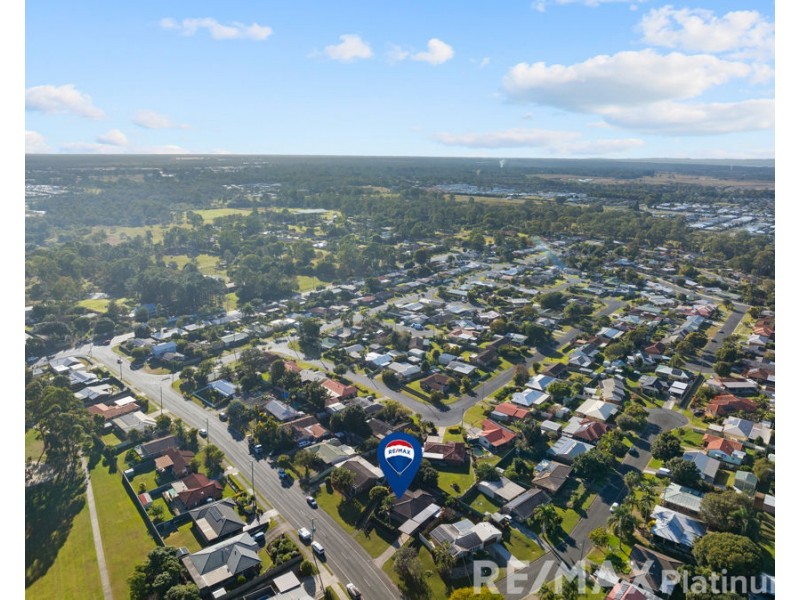 35 Kirkcaldy Street, Morayfield QLD 4506