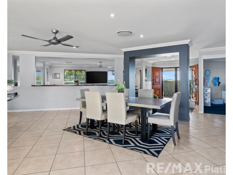 1 Como Court, Narangba QLD 4504
