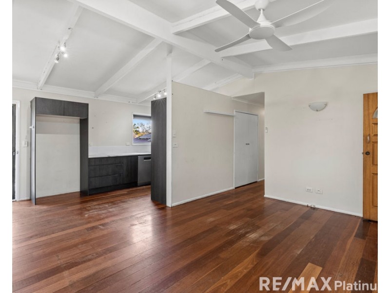 18 Woodburn Street, Marsden QLD 4132