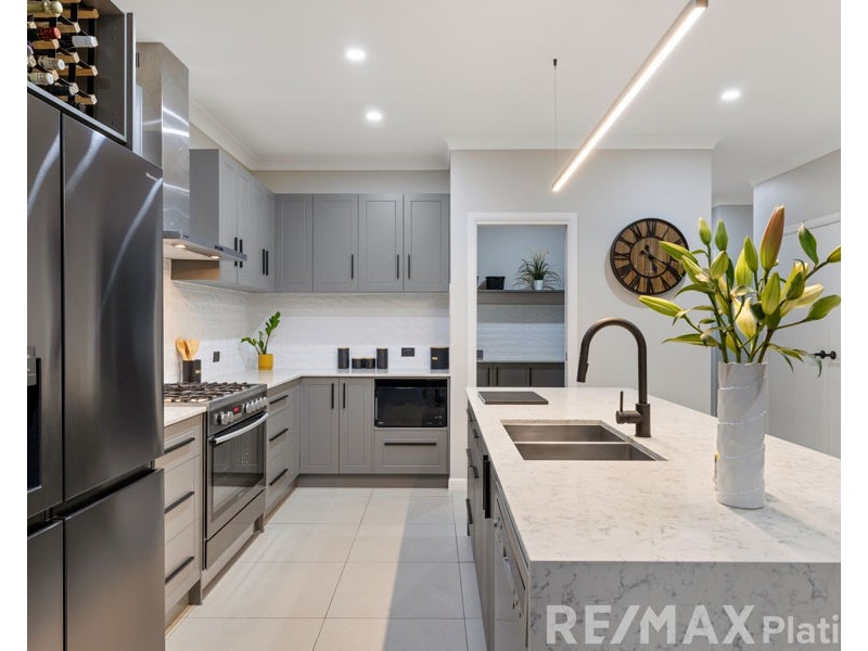 42 Grace Crescent, Narangba QLD 4504