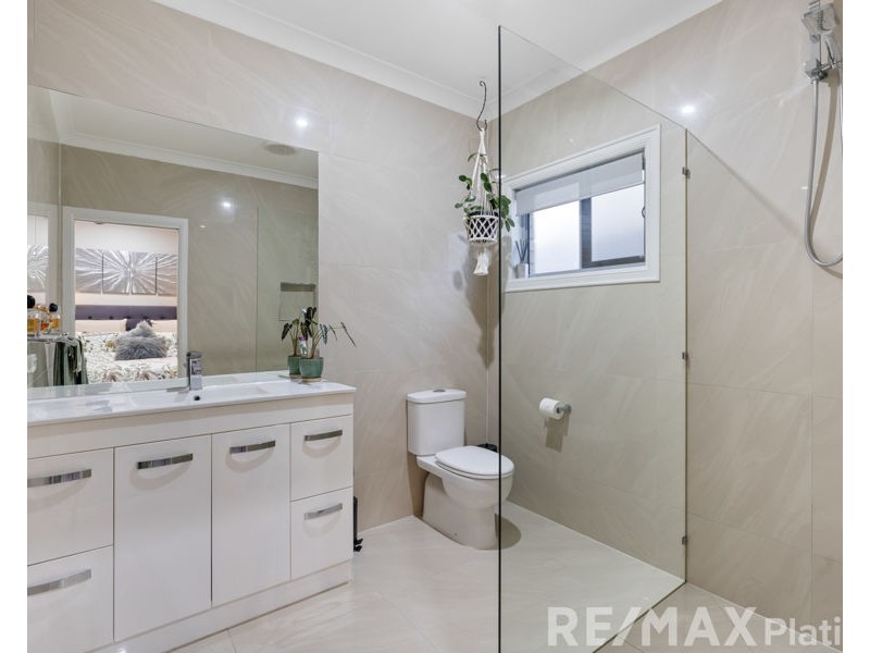 42 Grace Crescent, Narangba QLD 4504