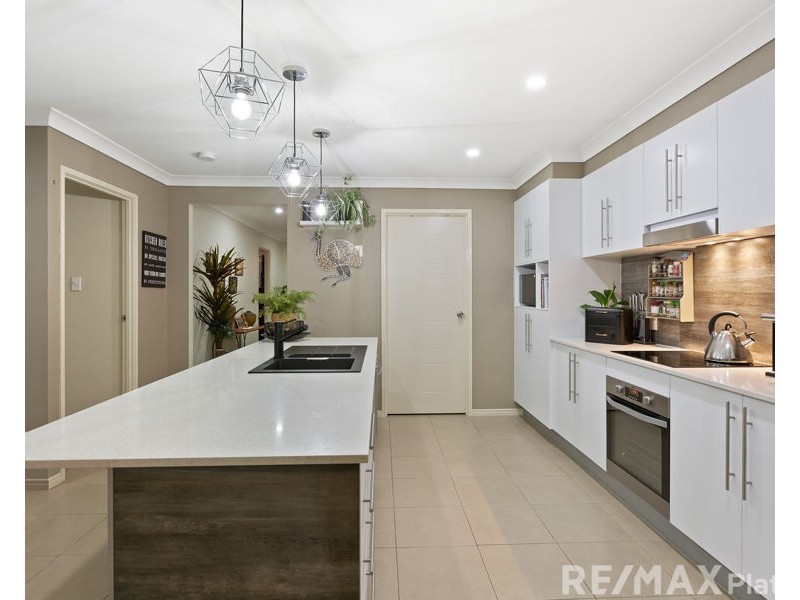 14 Wilton Court, Morayfield QLD 4506