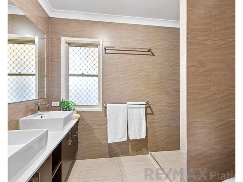 55 Central Green Drive, Narangba QLD 4504