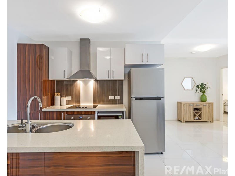 2/1 Cowen Street, Margate QLD 4019