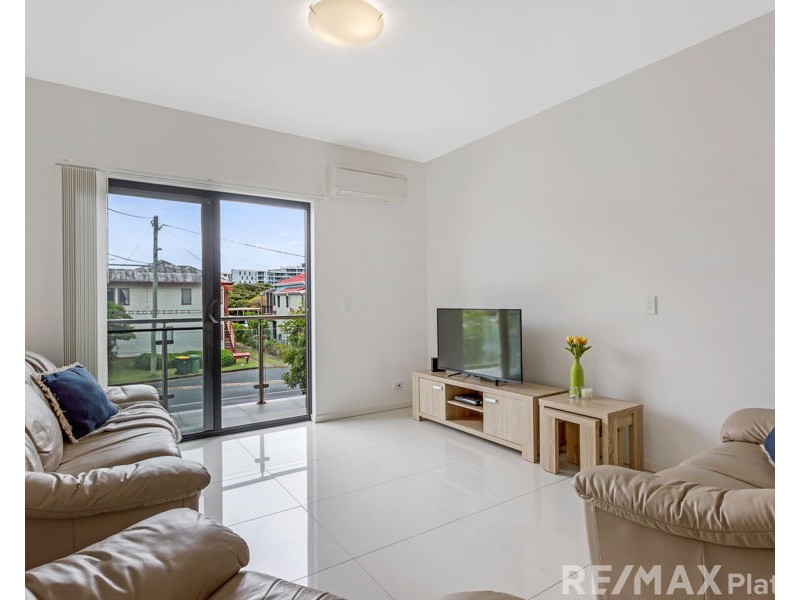 2/1 Cowen Street, Margate QLD 4019
