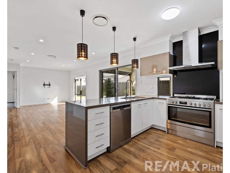 78 Greenhaven Circuit, Narangba QLD 4504