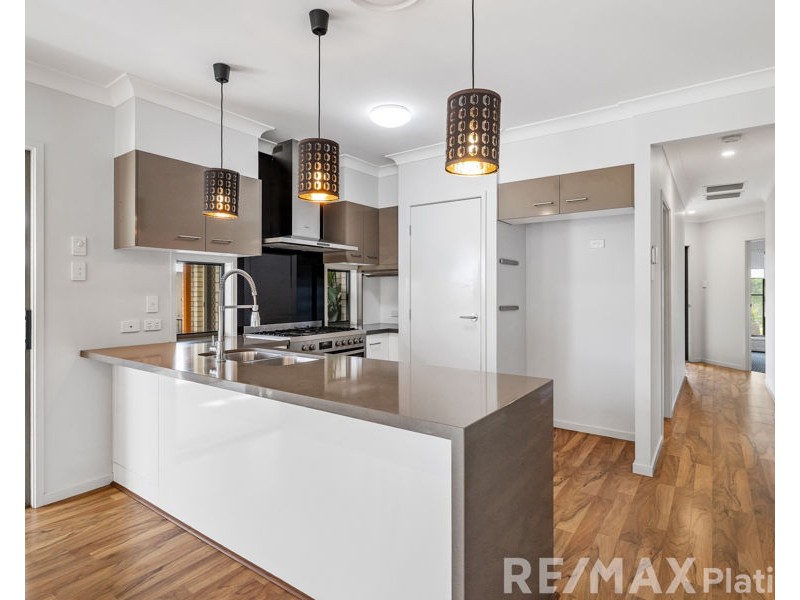 78 Greenhaven Circuit, Narangba QLD 4504