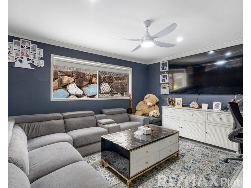 16 Scenery Crescent, Narangba QLD 4504