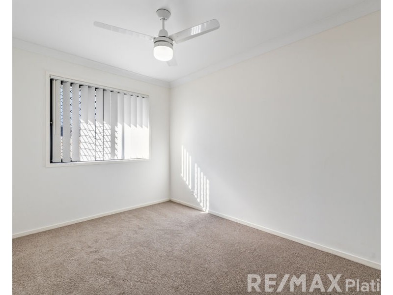 124 Waterside Esplanade, Caboolture South QLD 4510