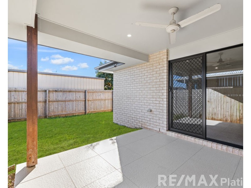 124 Waterside Esplanade, Caboolture South QLD 4510