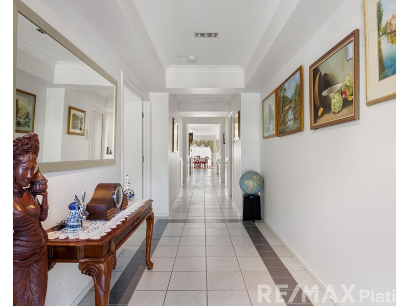 5 Clearwater Crescent, Murrumba Downs QLD 4503