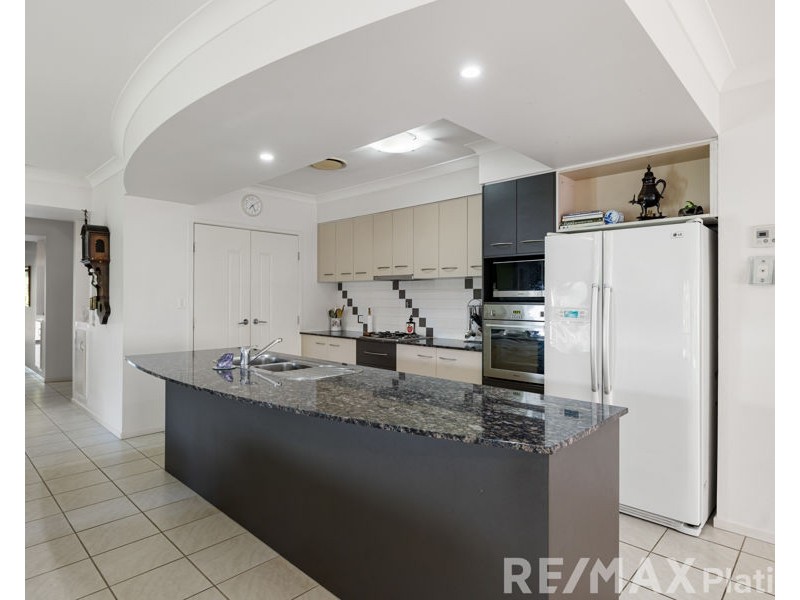 5 Clearwater Crescent, Murrumba Downs QLD 4503