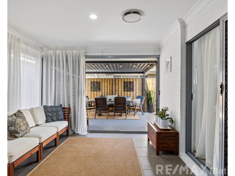 19 Central Green Drive, Narangba QLD 4504
