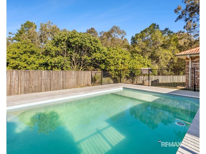 12 Carlton Court, Upper Caboolture QLD 4510