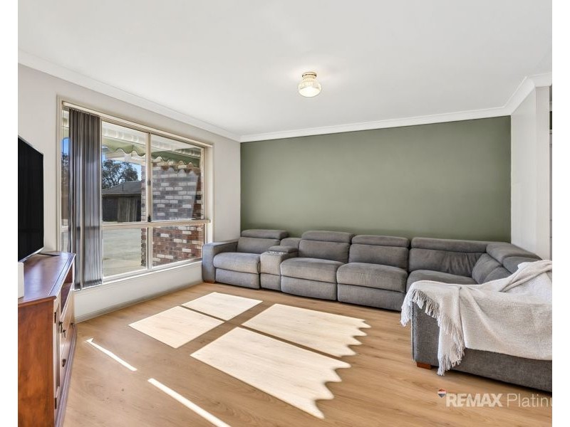 12 Carlton Court, Upper Caboolture QLD 4510
