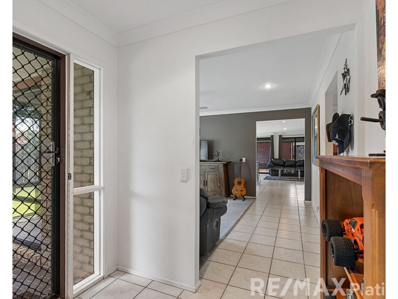 37 Maurice Avenue, Morayfield QLD 4506