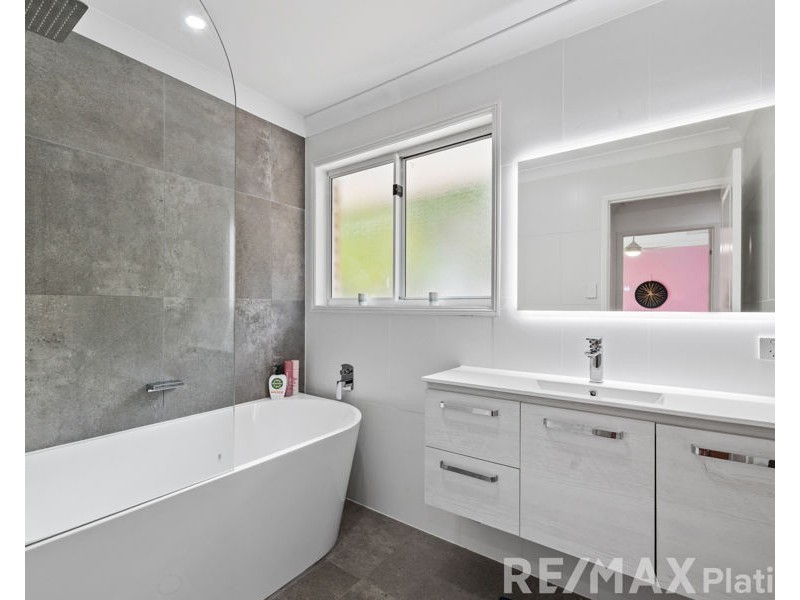 12 Forest Ridge Drive, Narangba QLD 4504