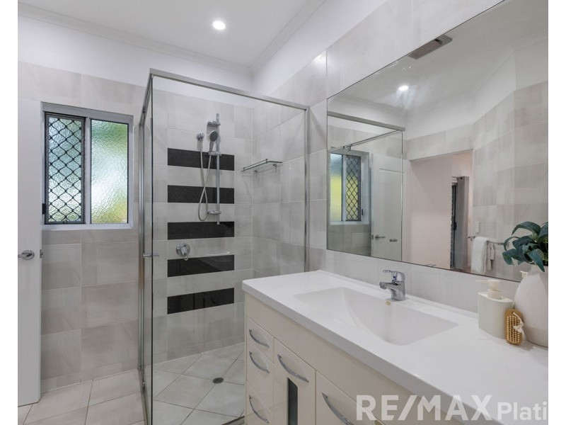 3 Barrine Place, Narangba QLD 4504