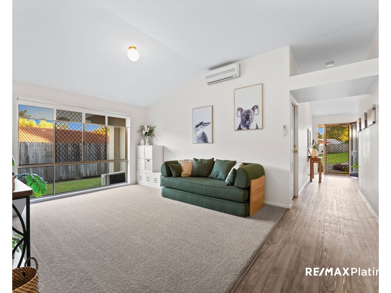 75 Kirri Avenue, Petrie QLD 4502