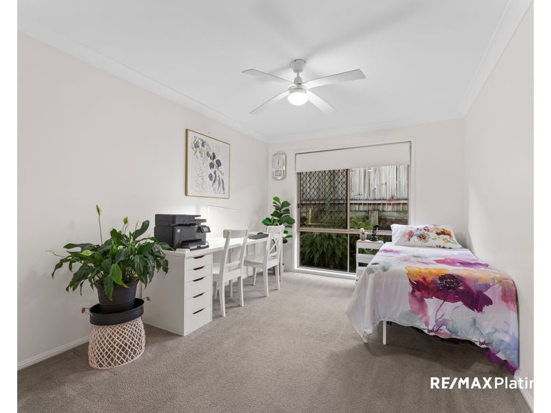75 Kirri Avenue, Petrie QLD 4502