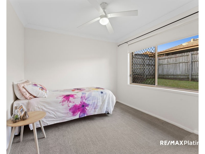 75 Kirri Avenue, Petrie QLD 4502