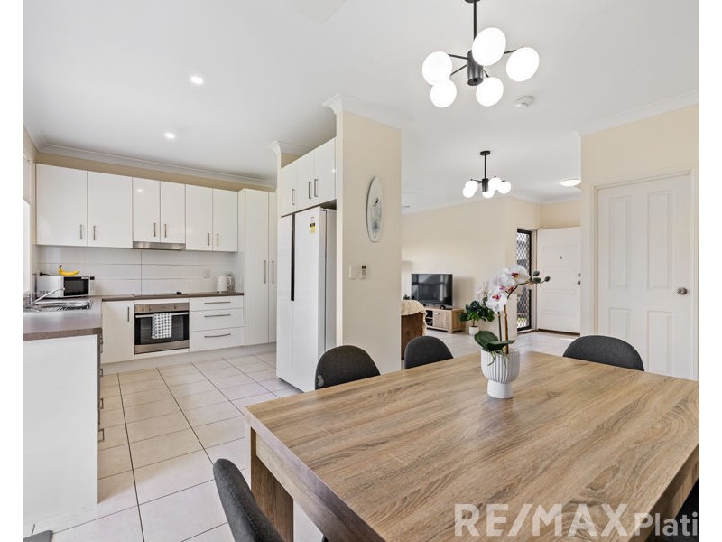 1&2/10 Grout Street, Caboolture QLD 4510