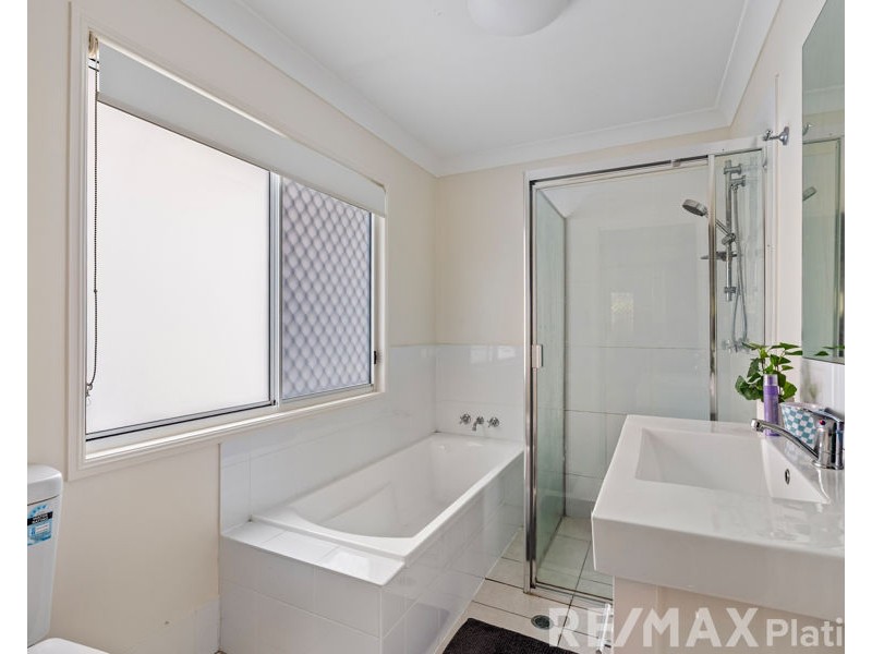 1&2/10 Grout Street, Caboolture QLD 4510