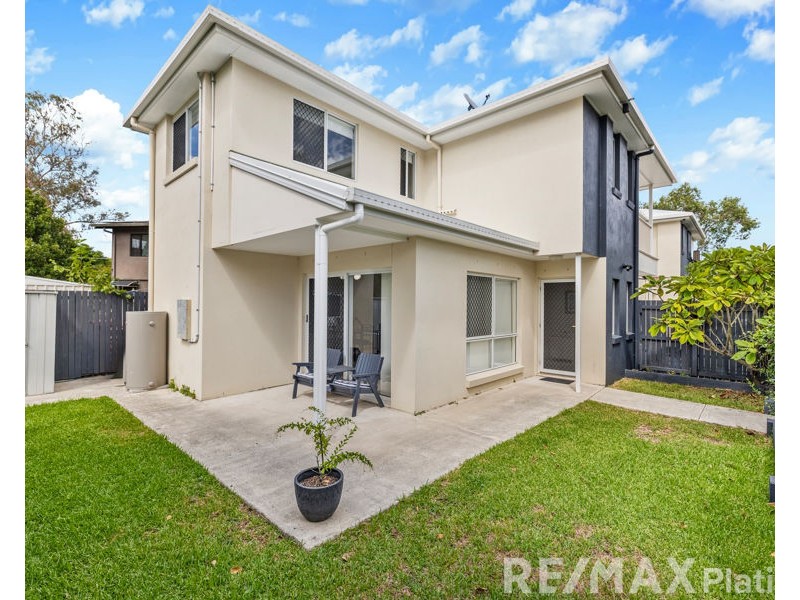 1&2/10 Grout Street, Caboolture QLD 4510