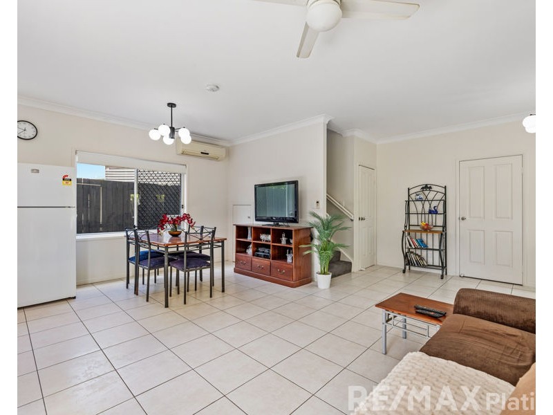 1&2/10 Grout Street, Caboolture QLD 4510