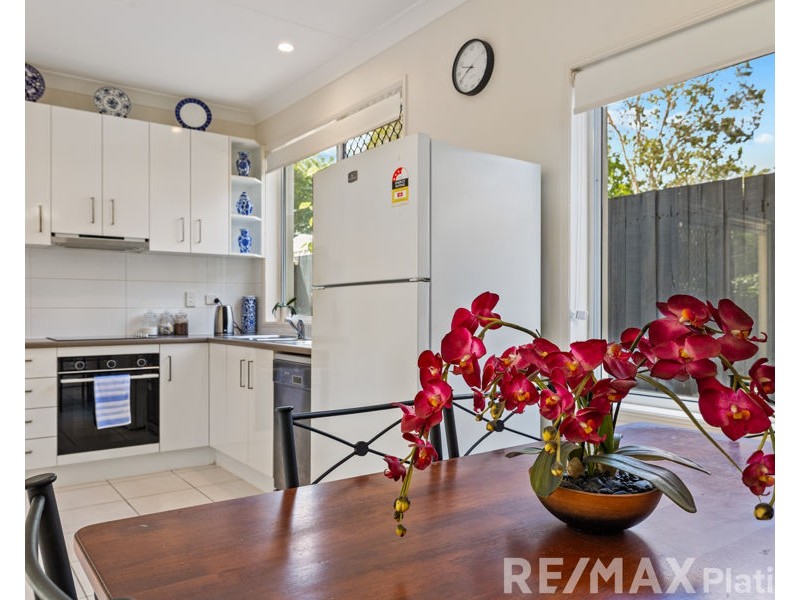 1&2/10 Grout Street, Caboolture QLD 4510