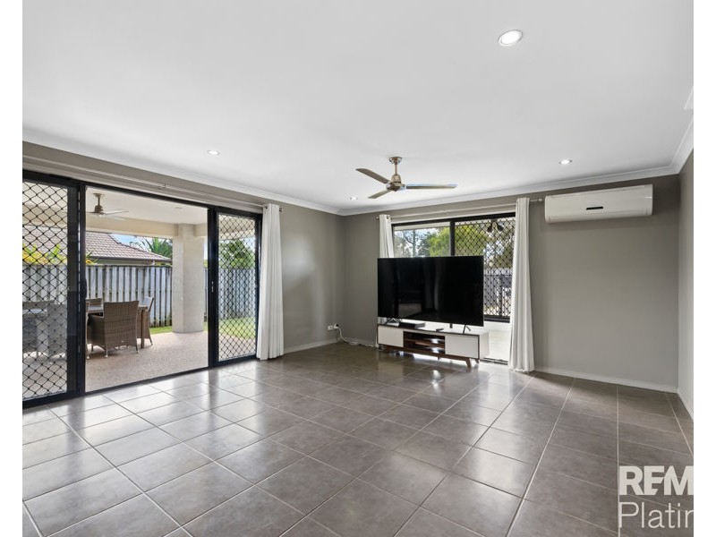 2 Maidenhair Drive, Narangba QLD 4504