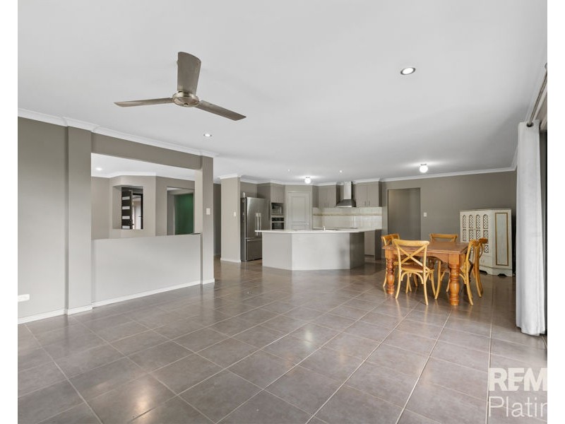 2 Maidenhair Drive, Narangba QLD 4504