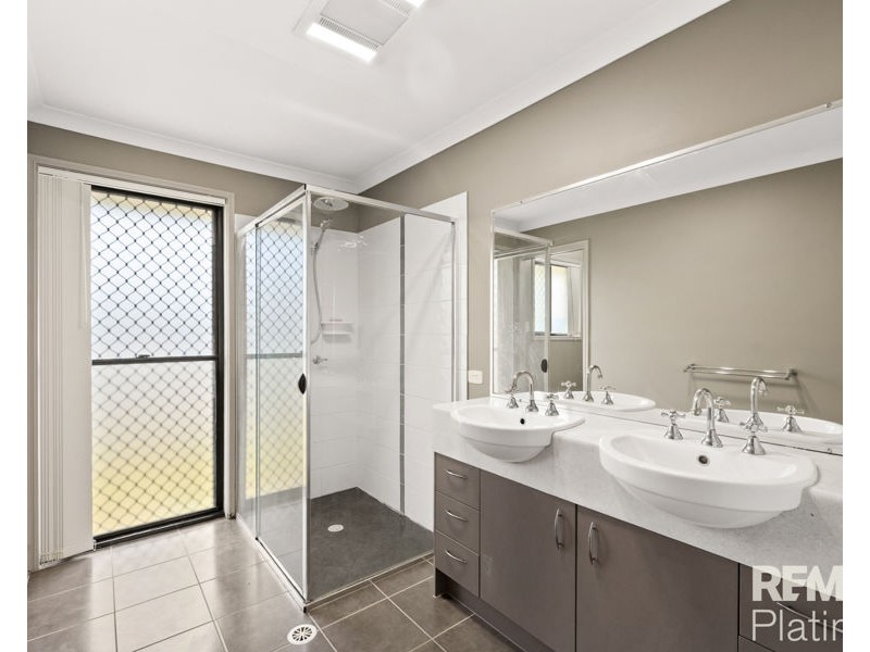 2 Maidenhair Drive, Narangba QLD 4504