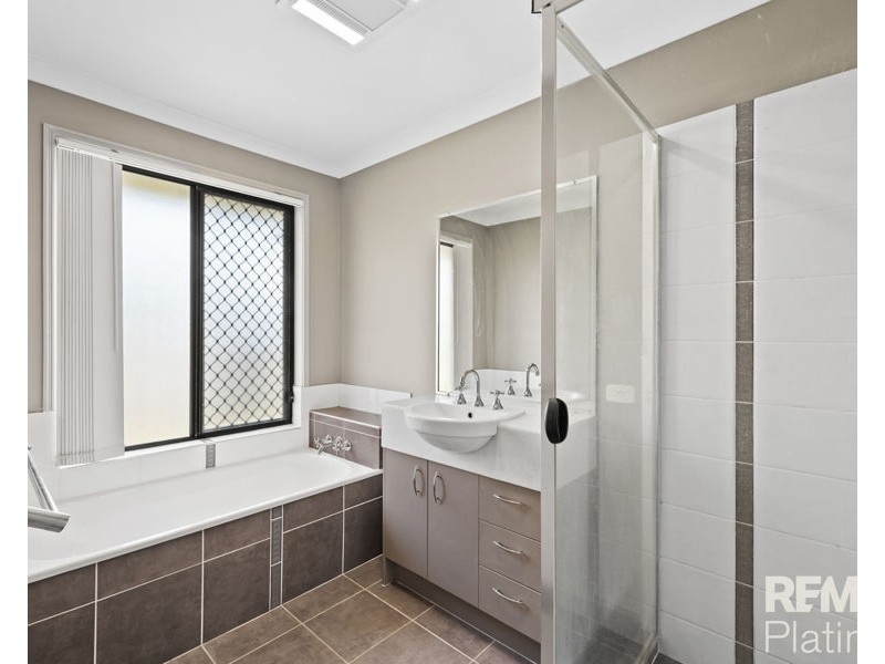 2 Maidenhair Drive, Narangba QLD 4504