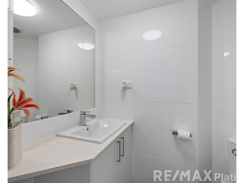 3 Tasman Court, Banksia Beach QLD 4507