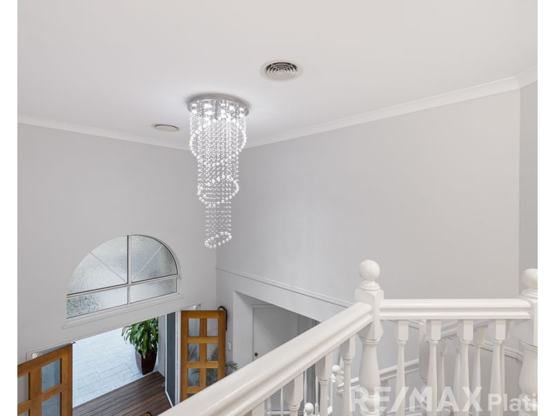 3 Tasman Court, Banksia Beach QLD 4507