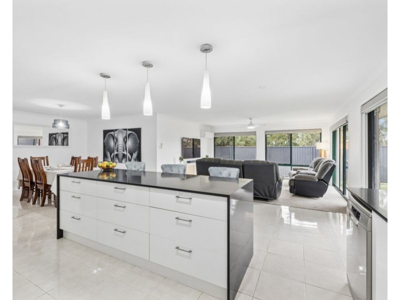 22 Satinash Street, Narangba QLD 4504