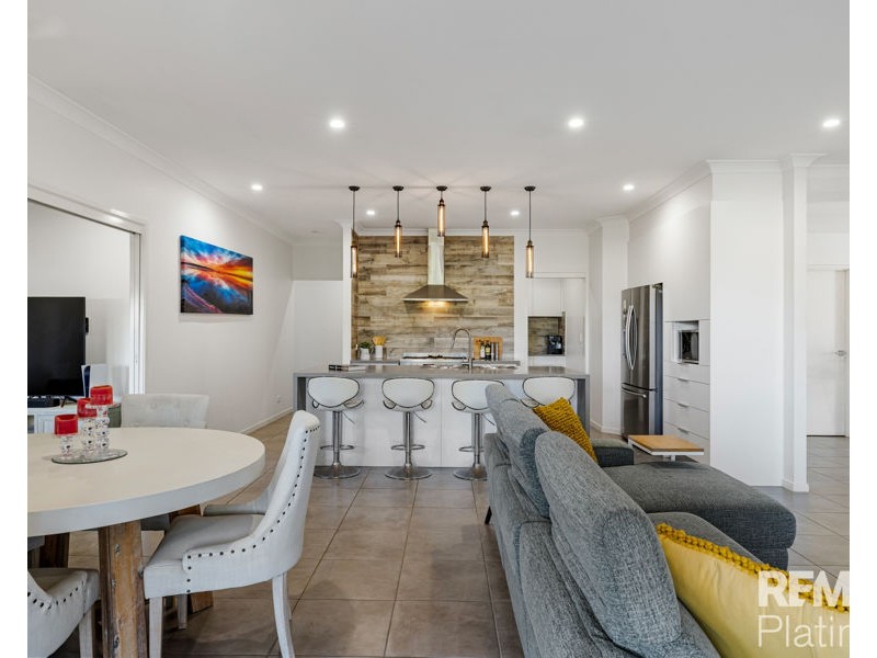 1 Monarch Avenue, Narangba QLD 4504