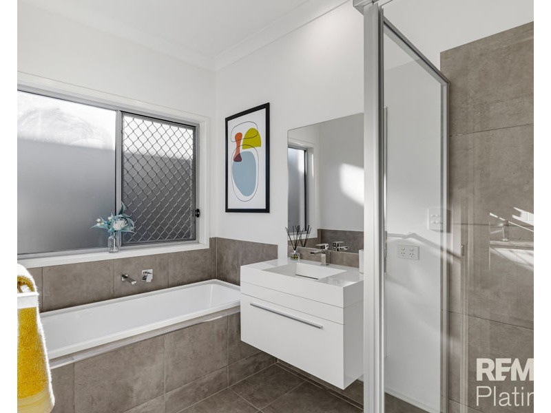 1 Monarch Avenue, Narangba QLD 4504