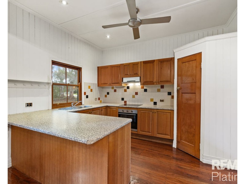 15 Leichhardt Street, Woodford QLD 4514