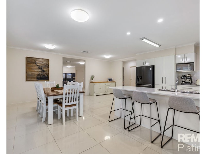 24 Telopea Place, Morayfield QLD 4506