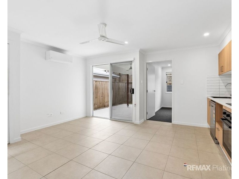 2/2 Opera Street, Narangba QLD 4504
