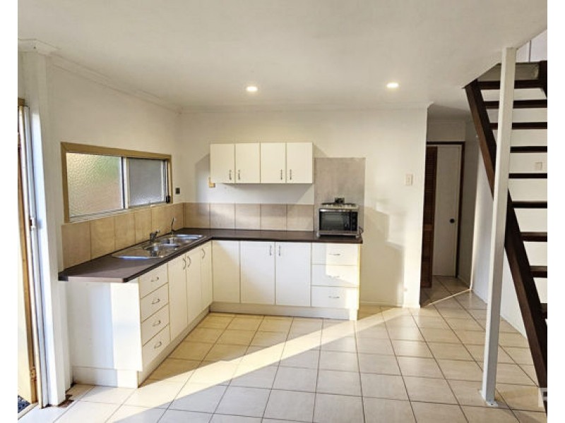 21A Andrew Clarke Road, Whiteside QLD 4503