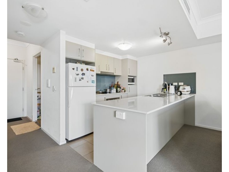 53/51 Playfield Street, Chermside QLD 4032