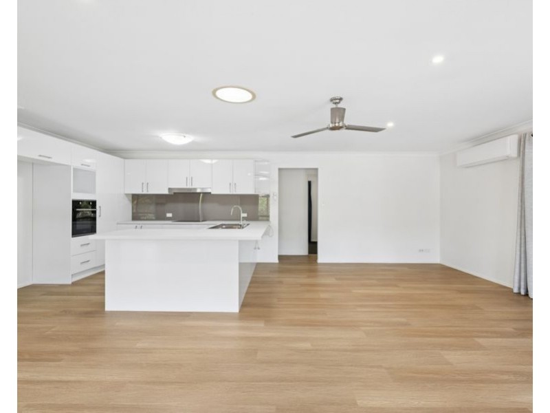 4 Mohr Court, Petrie QLD 4502