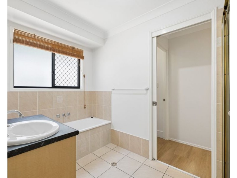 4 Mohr Court, Petrie QLD 4502